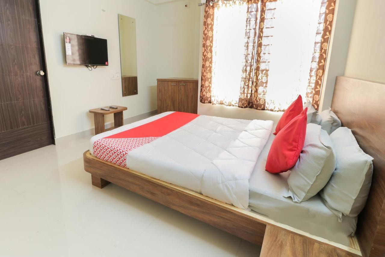 Oyo 63903 Hotel Shree Ram Villa ทวารกา ภายนอก รูปภาพ