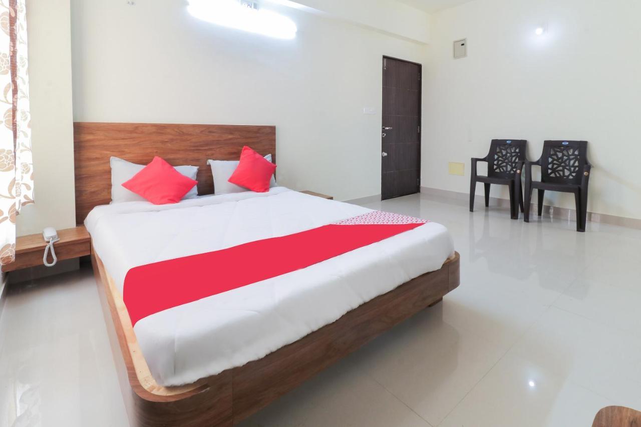 Oyo 63903 Hotel Shree Ram Villa ทวารกา ภายนอก รูปภาพ